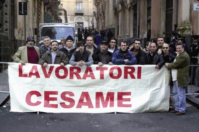 Una protesta dei lavoratori ex Cesame